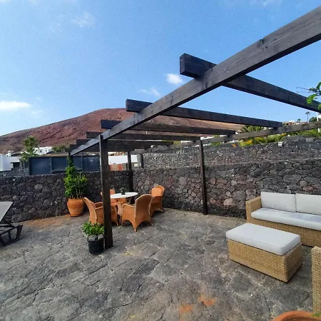 Under The Volcano In Playa Blanca Apartment *